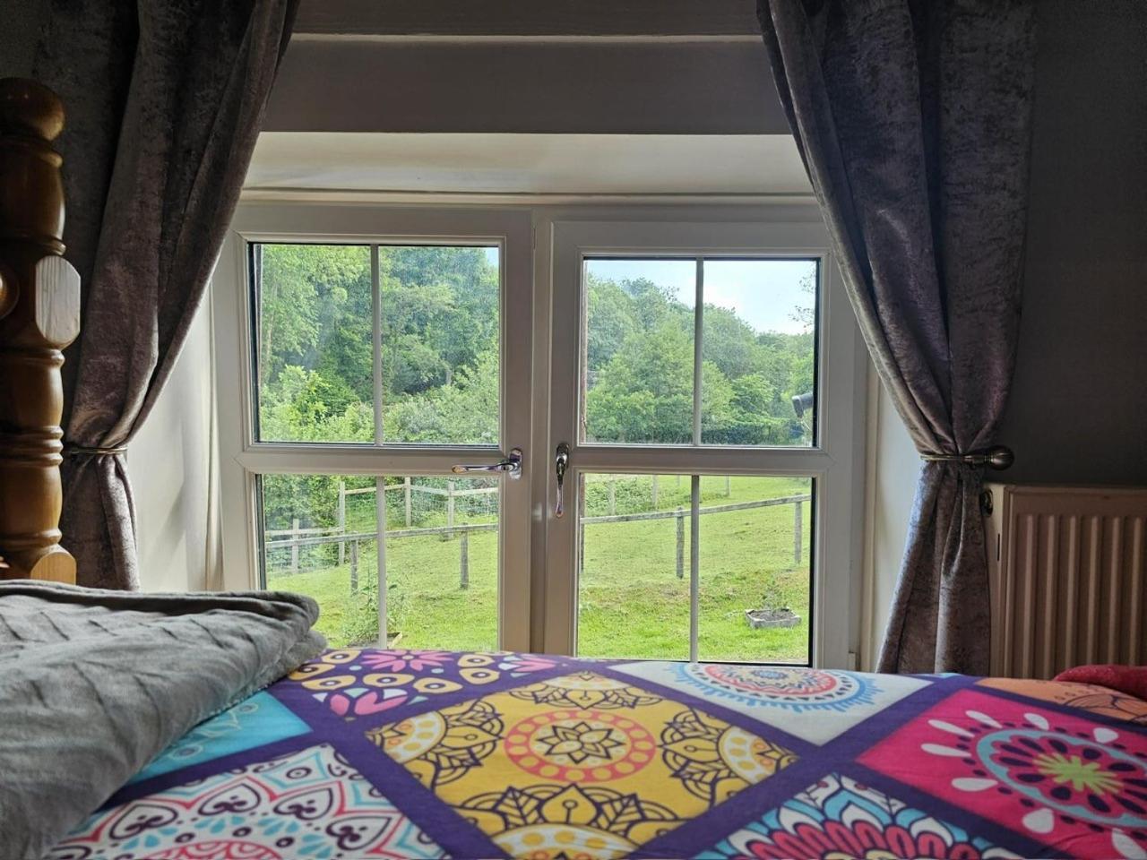 The Cottage Govilon Dış mekan fotoğraf